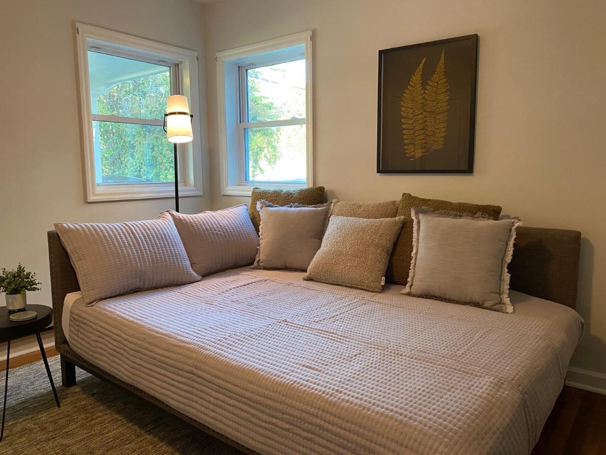Cozy Studio, Minutes From Downtown. Quiet. South Burlington Exterior photo