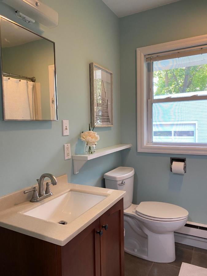 Cozy Studio, Minutes From Downtown. Quiet. South Burlington Exterior photo